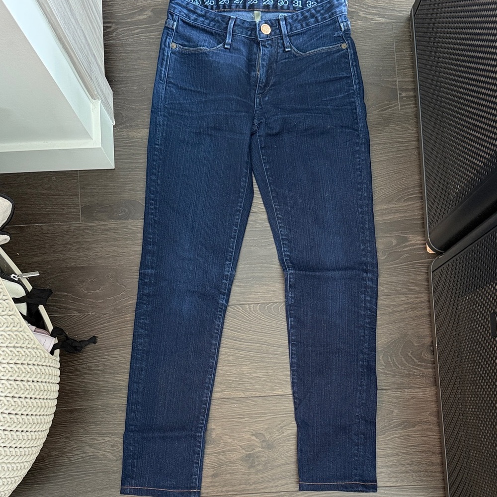 Earnest Sewn Blue Skinny Jeans Versatile Style